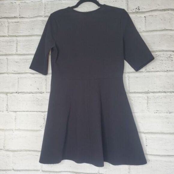 TopShop Black Short Sleeve Thermal Skater Fit & Flare Dress Sz US 8 EUR 40 UK 12 - Picture 7 of 9